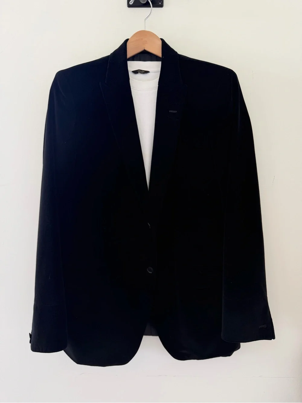 Calvin Klein Black Velvet Sport Coat